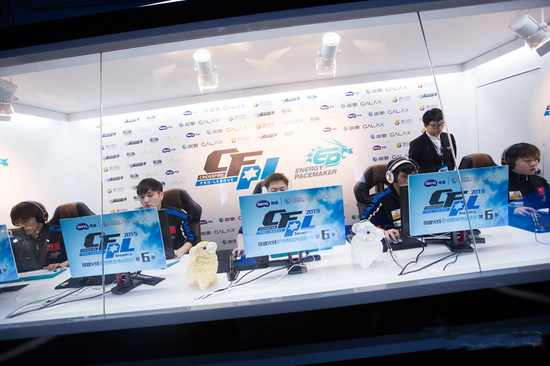 荷兰队在本 荷兰队在本