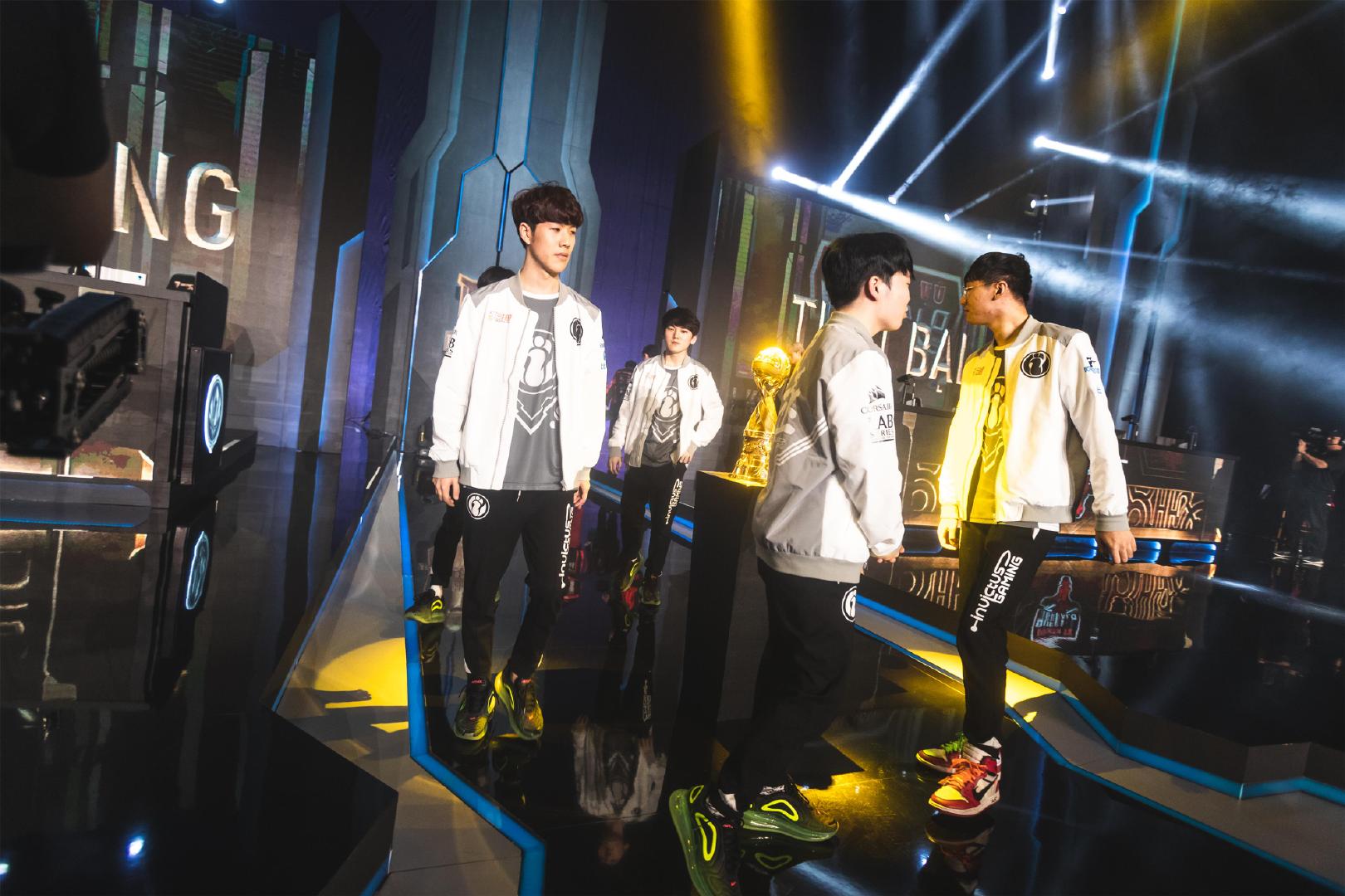 系统自洽 系统自洽